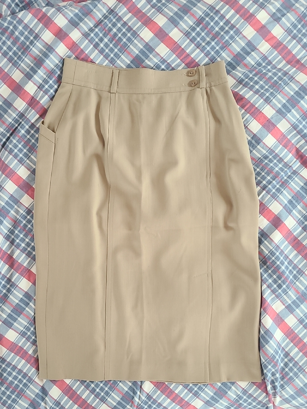ESCADA Beige Pencil Skirt. Size 38